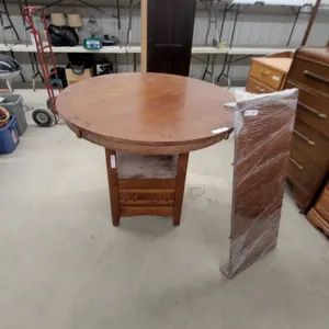 Arts and Crafts Style Round Oak Pedestal Dining Table with Leaf and Inlay Detail 33" Hgt.44"
