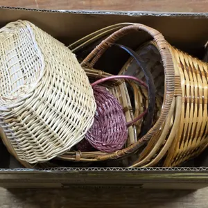 Box of various new baskets