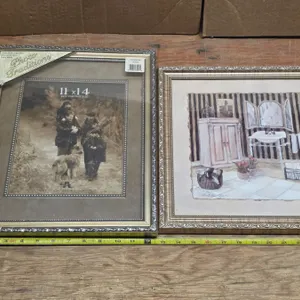 2 picture frames