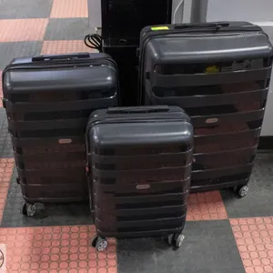 3 PIECE AIR CANADA EERIE HARDSIDE LUGGAGE SET
