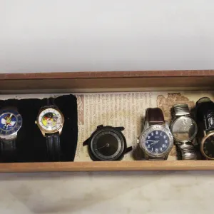 7 VINTAGE & CARTOON WATCHES