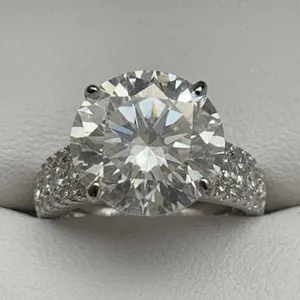 $4,975.00-10.00 CT GRA CERTIFIED ROUND BRILLIANT CUT MOISSANITE STONE VVS D COLOR WITH 10 GRADUATING