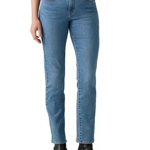 Levi's Classic Straight Jeans, Size 6M