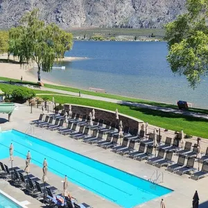 2-NIGHT STAY AT THE WATERMARK BEACH RESORT, OSOYOOS