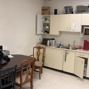 ASSORTED LUNCHROOM ITEMS - ELECTROLUX 2 DOOR FRIDGE, WATER COOLER, MICROWAVES, COFFEE MAKERS,