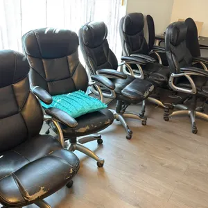 ASSORTED OFFICE FURNITURE - SMALL TABLE, (7) OFFICE CHAIRS, ROUND TABLE , UMBRELLA STAND WITH