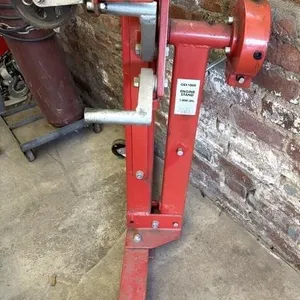 GES1000 Engine Stand 1000 Lbs Capacity 
- Folds