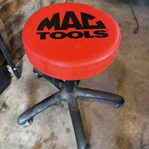 Mac Tools Adjustable Stool