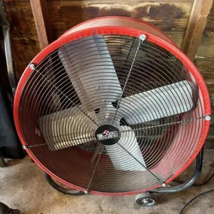 Black Diamond Fan, 24�