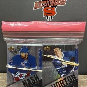 Quantity of Tim Horton�s Hockey Cards.
