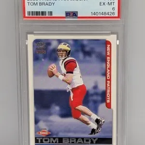 2000 Pacific Paramount #138 Tom Brady (RC) PSA 6