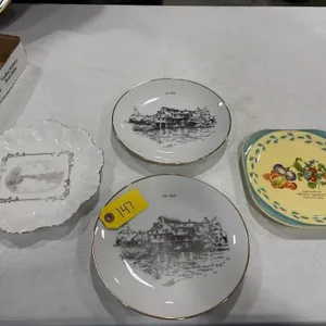 Elroy, Hub City, La Valle Advertisement Plates