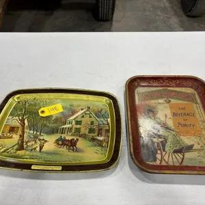 (2) Serving Trays
