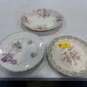(3) Flower Decorative Plates