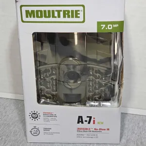 Moultrie 7.0mp A-7i Digital Game Camera. Appears to be new in the box. BR1