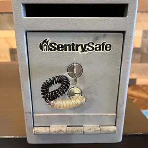 Sentry Safe with keys, 6”x8.5”x12”