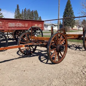 Antique Running Wheel Wagon