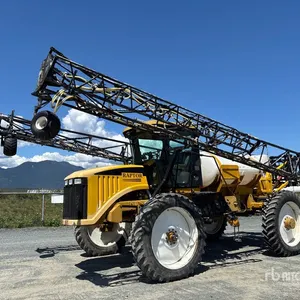 Raptor 100 ft 4x4 High Clearance Self-Propelled Sprayer