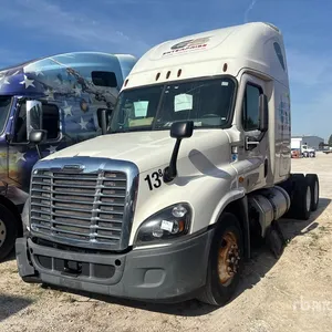 2016 Freightliner Cascadia 125 6x4 T/A Sleeper Truck Tractor