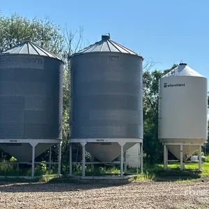 Westeel +/- 2100 bu 6 Ring Hopper Grain Bin