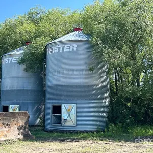 Twister +/- 4000 bu 6 Ring Grain Bin