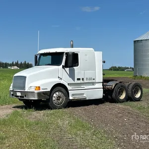 1998 Volvo S/A Sleeper Truck Tractor