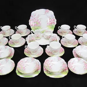 ROYAL ALBERT BLOOMTIME PATTERN PARTIAL TEA SERVICE