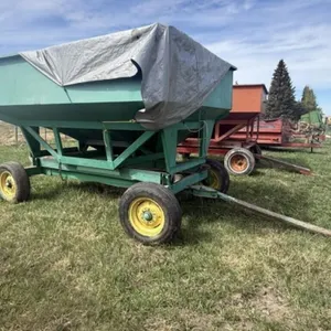 Green Gravity Feed 4 Wheel Grain Wagon