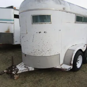 1977 Bullmobile 2-Horse Bumper Pull Trailer