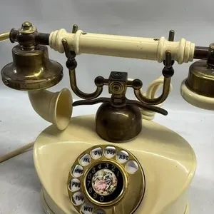 1960s Duchess Model French Phone Rotary