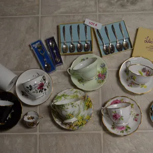 Collection of Teacups and Saucers, 8 Lilac Time silver plate spoons, Collector Spoons