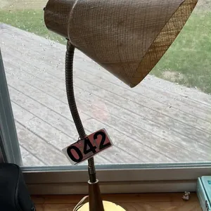 OFFSITE - Table lamp.