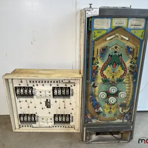 Bally "Bow and Arrow" Pinball Machine (Incomplete)
 UNRESERVED