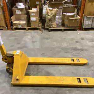 YELLOW 2500 KG CAPACITY PALLET JACK