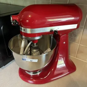 KitchenAid Mixer-LIKE NEW