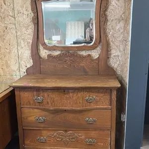 Antique 3 Drawer Dresser with Mirror - 41x22x33