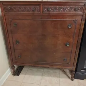 42x22x48  5-drawer chest on wheels