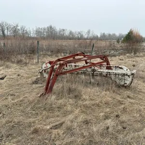 SIDE DELIVERY RAKE
