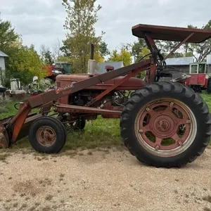 FARMALL SM with FARM HAND LOADER BALE FORK