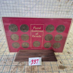 Vintage coat of arms of Canada.