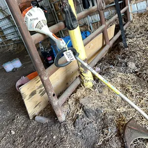 STIHL FS45 POWER TRIMMER - ESTATE OF KEN TYLKE - SOLD OFFSITE - USONA AREA