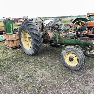JD 60 GAS TRACTOR - NOT RUNNING - LOCATED IN SOUTH YARD
