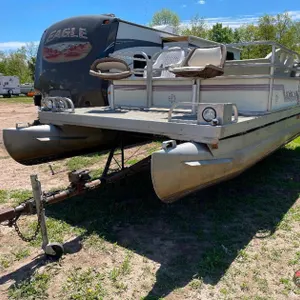 1991 TMC Pontoon w/ Trailer