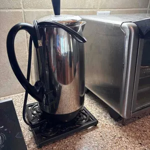 ELECTRIC KETTLE