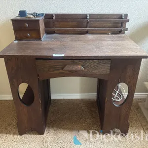 WOOD DESK
