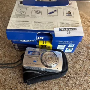 OLYMPUS STYLUS 760 DIFI CAMERA