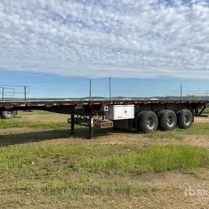2013 Lode King 40 ft Tri/A Flatbed Trailer