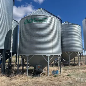 Goebel +/- 2100 bu 3 Ring Hopper Grain Bin