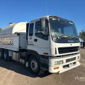 2002 Isuzu Giga CXY 6x4 T/A Dump Truck