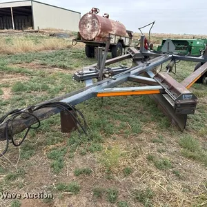 Crustbuster pull type grader